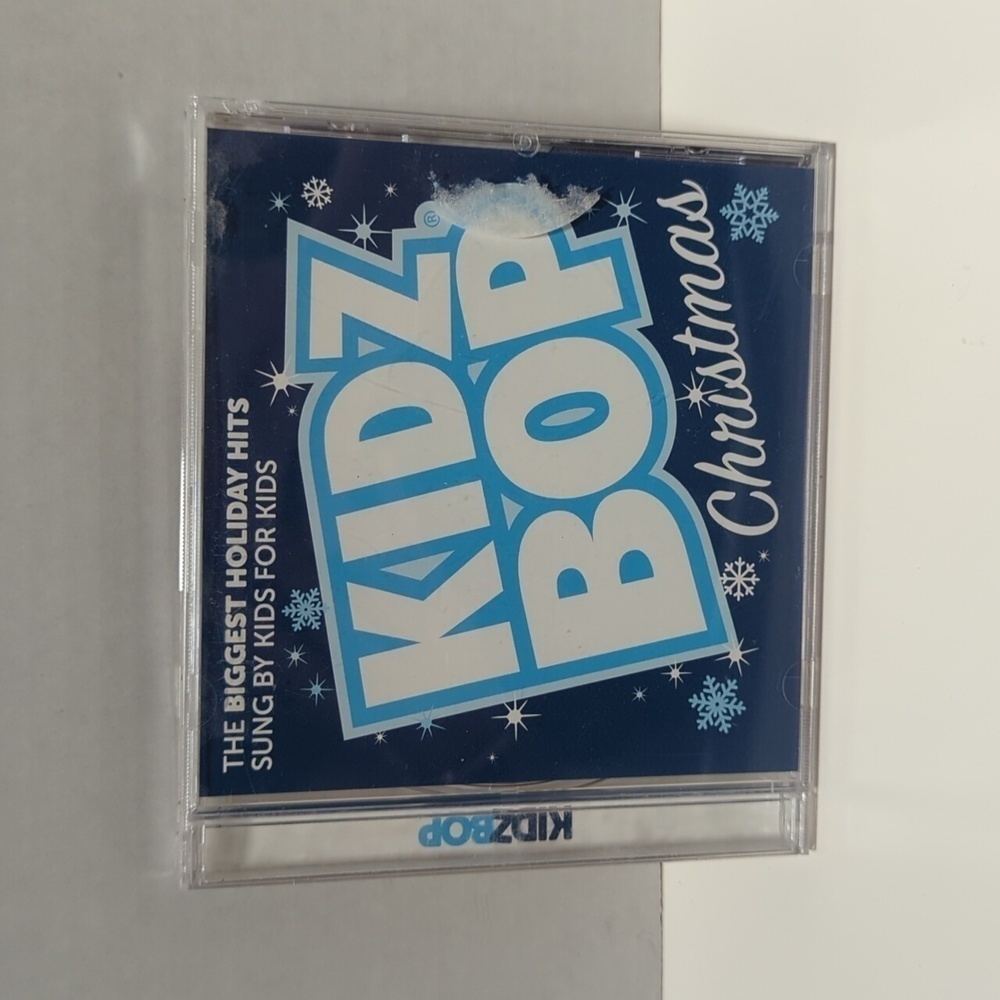 KIDZ BOP Christmas Audio CD – January 1, 2016 - Used